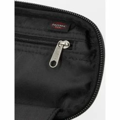 Eastpak Oval crafty wine for Trousses Couleur Bordeaux 9 Eastpak Oval crafty wine for Trousses Couleur Bordeaux -Eastpak Soldes 23472762 500 D